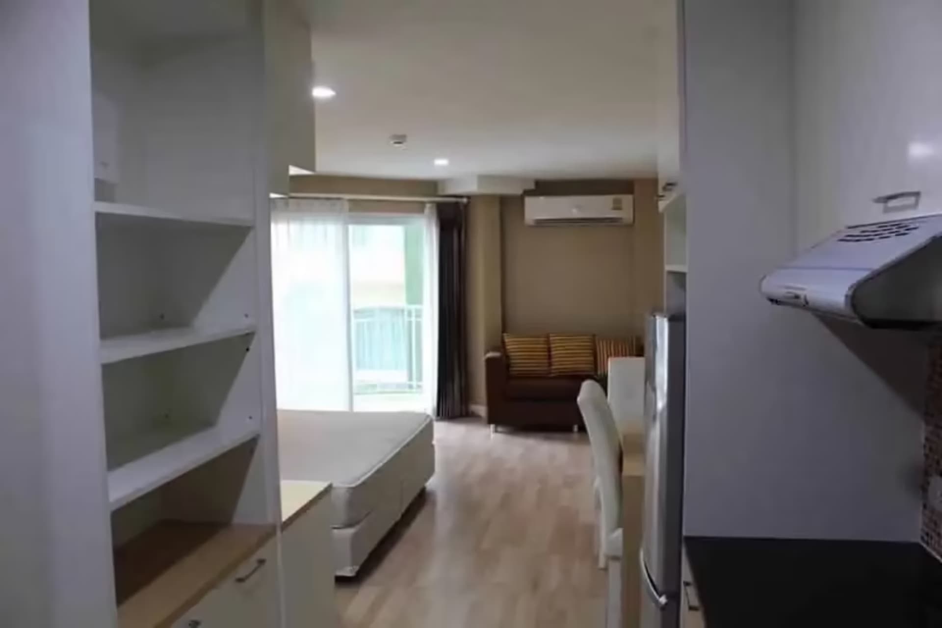 Studio for Rent in Suthep, Mueang Chiang Mai - Image 4