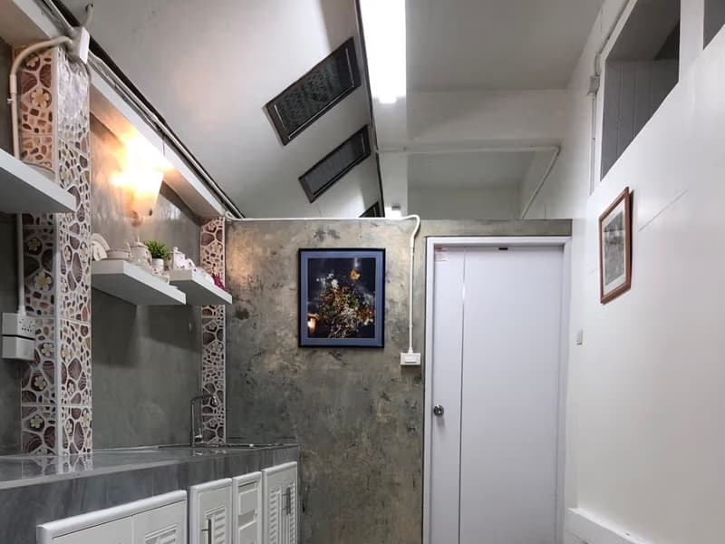 Townhouse for rent in Changklan close to Shang gri la hotel