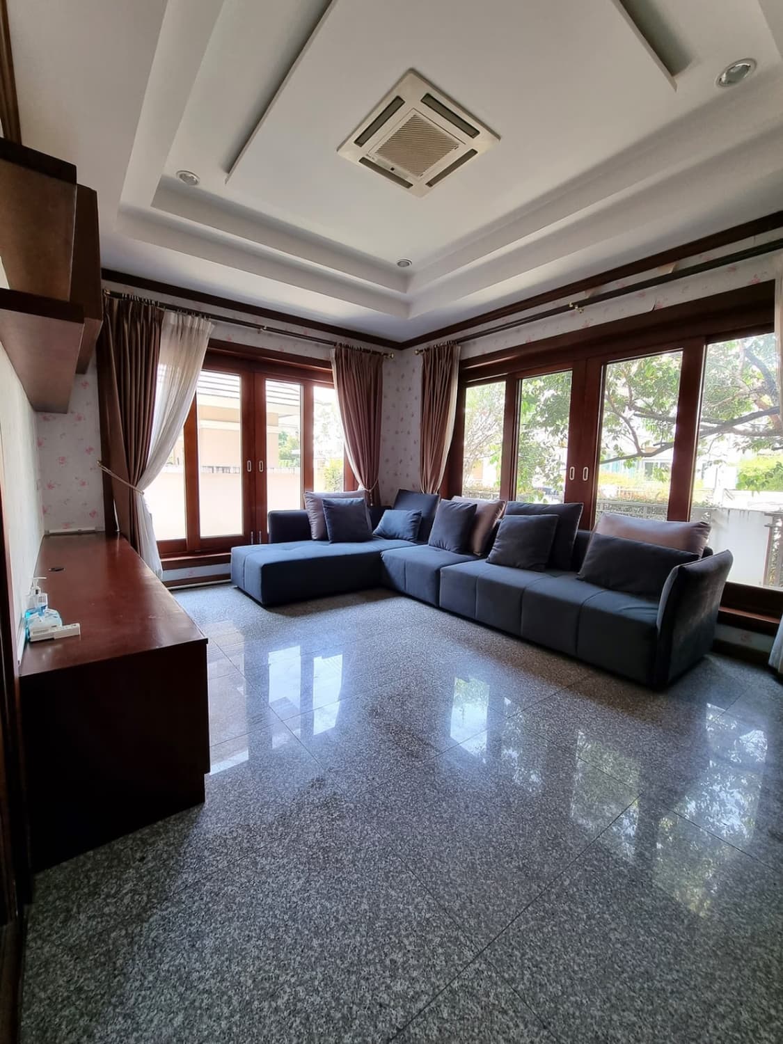 4 Bed House for Rent and Sale in San Kamphaeng - Image 6