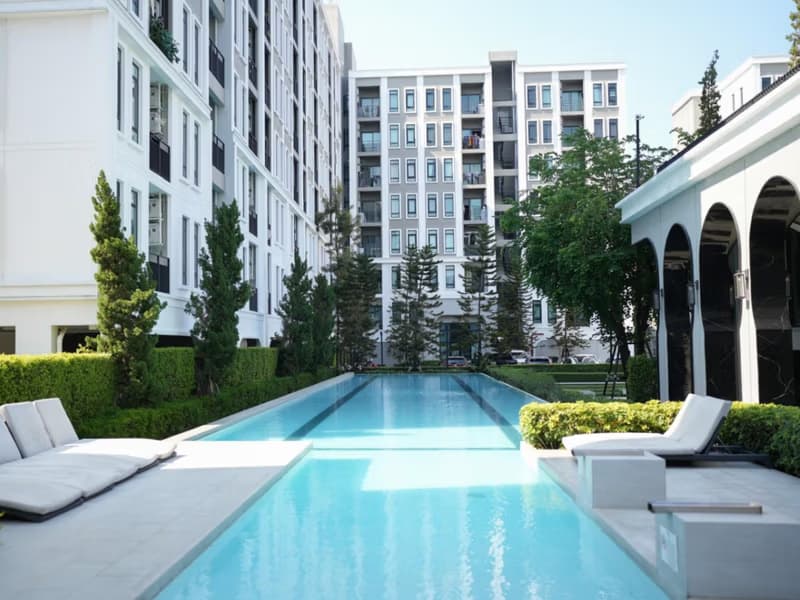1 Bed Condo for Sale  Near Phra Ram 9 MRT