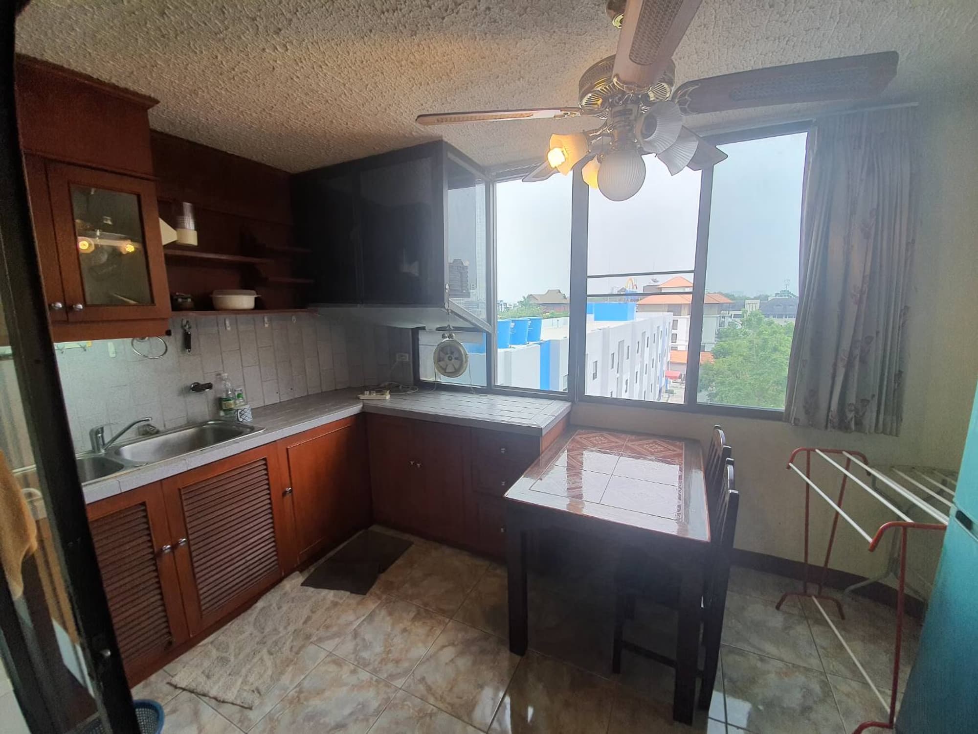 1 Bedroom Condo - Image 2