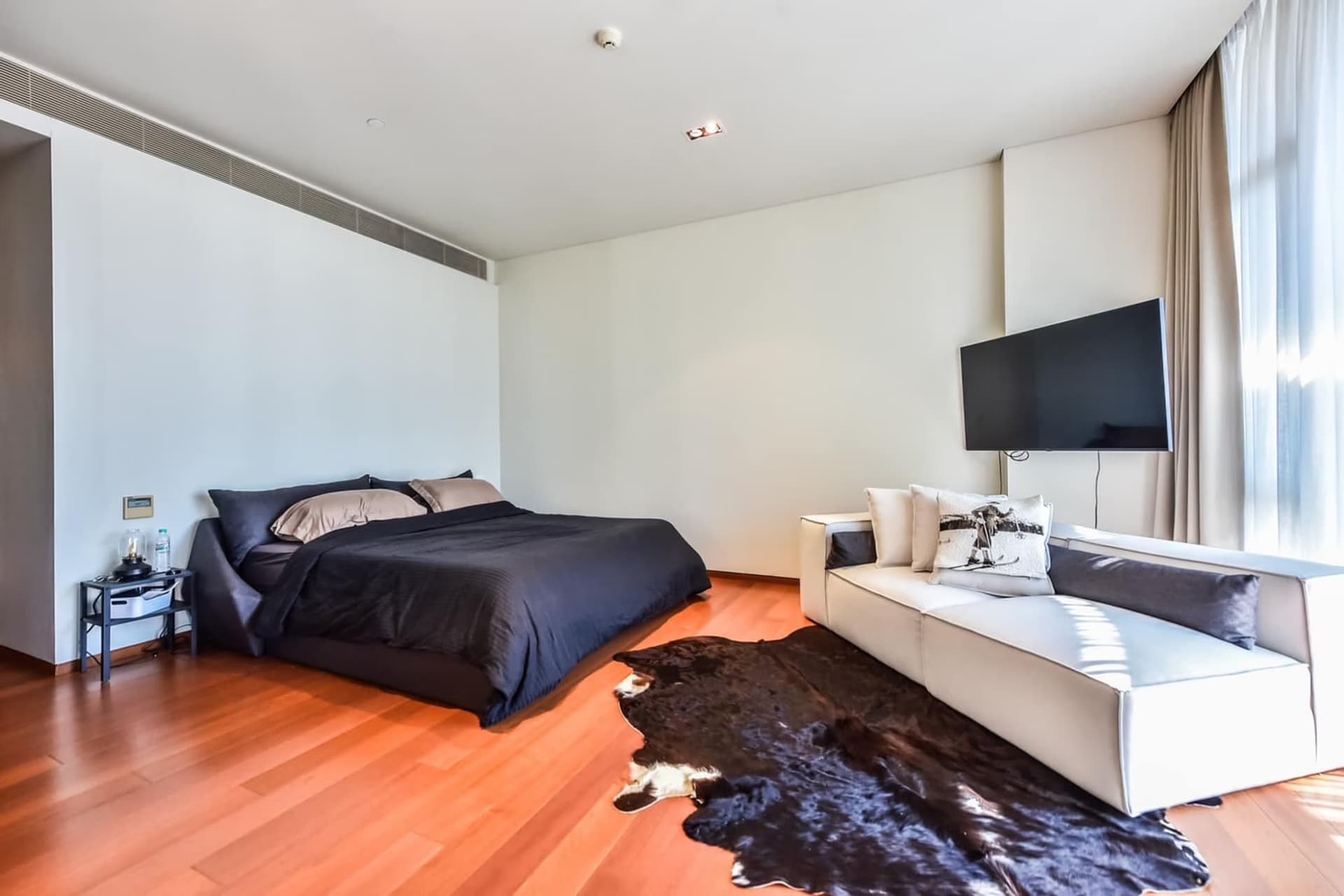 Condo for Rent, Sale at The Sukhothai Residences - Image 2