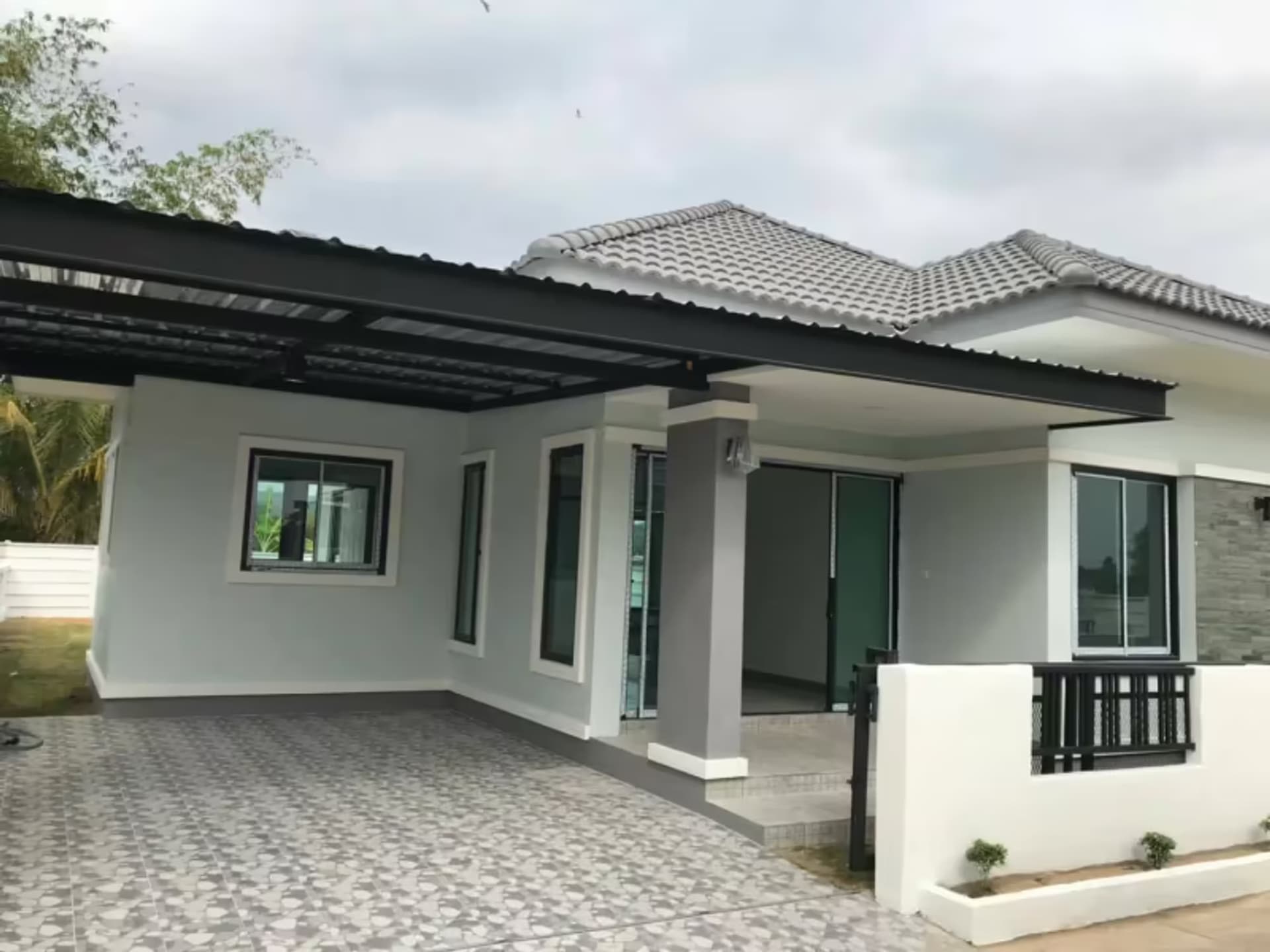 3 Bedroom House - Image 3