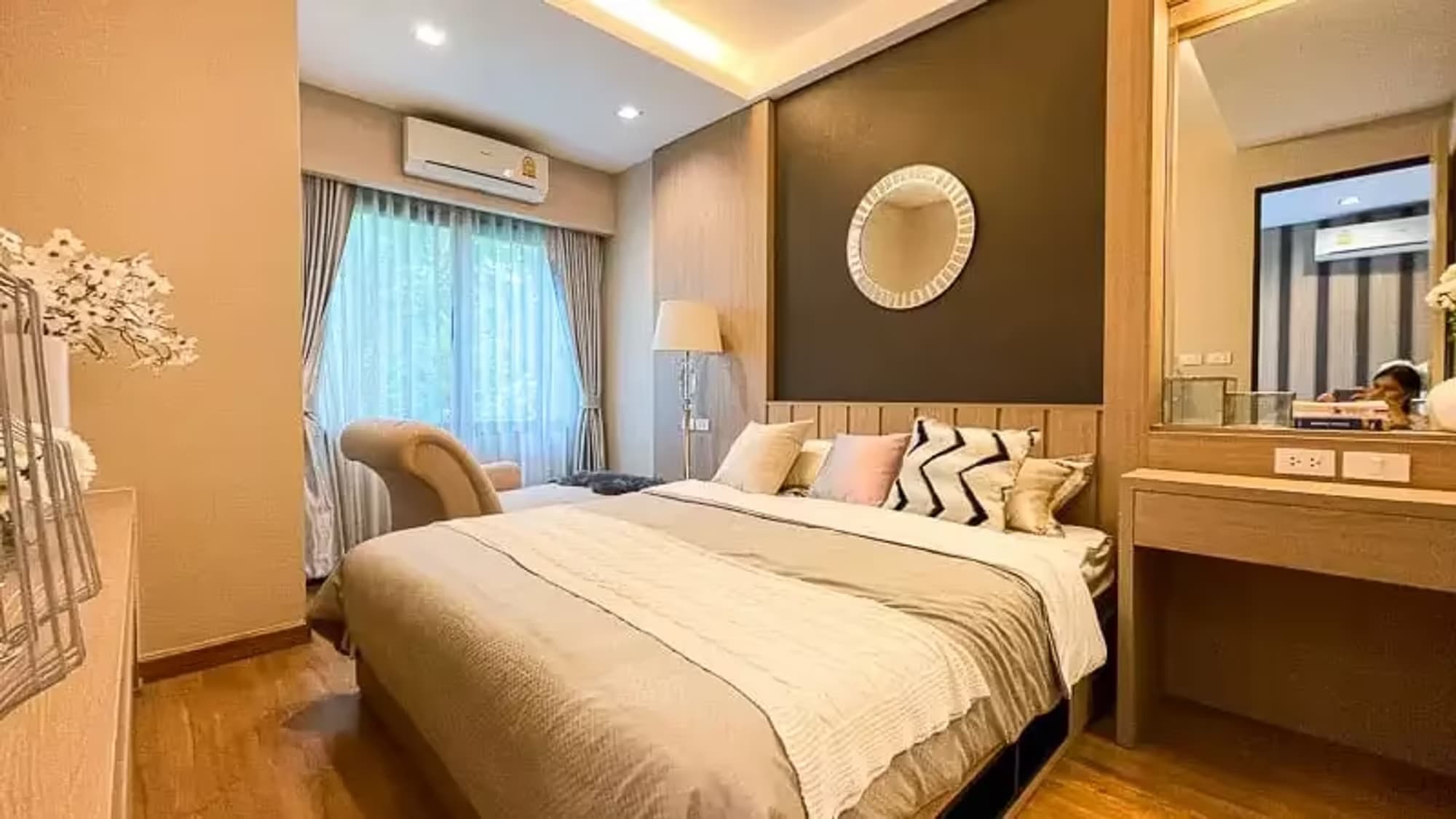 1 Bedroom Condo - Image 5