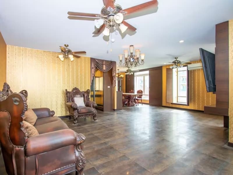 3 Bedroom Condo