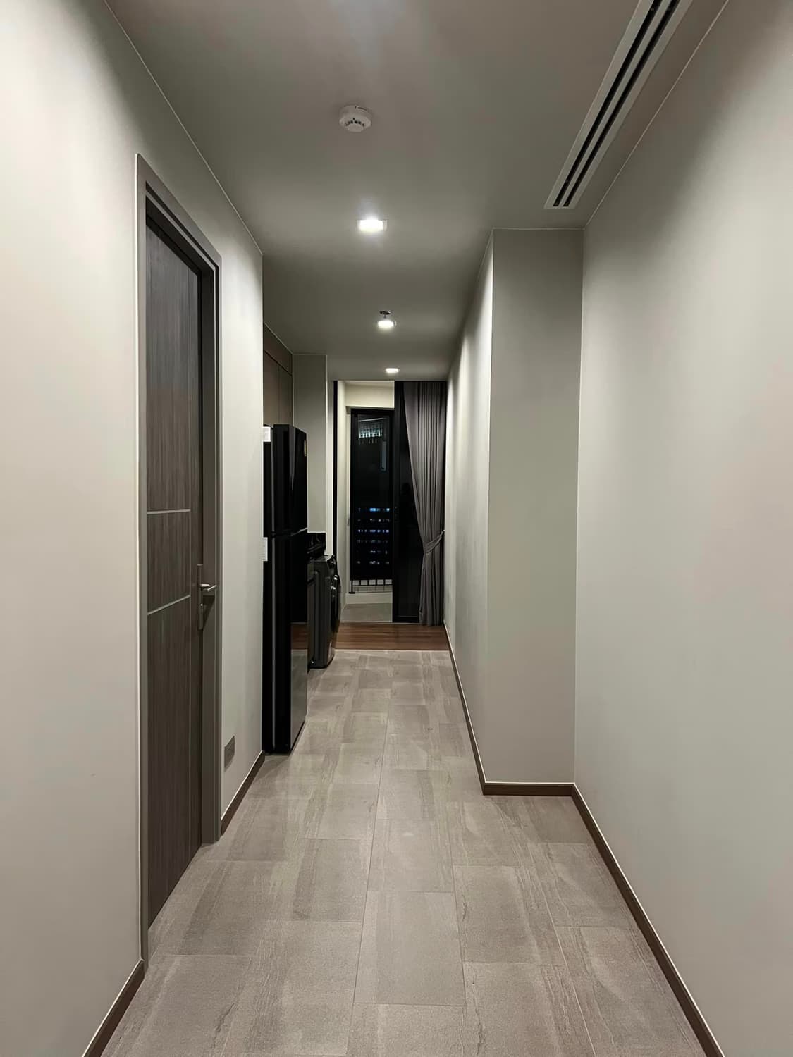Condo for Rent at Ideo Q Victory - Image 6