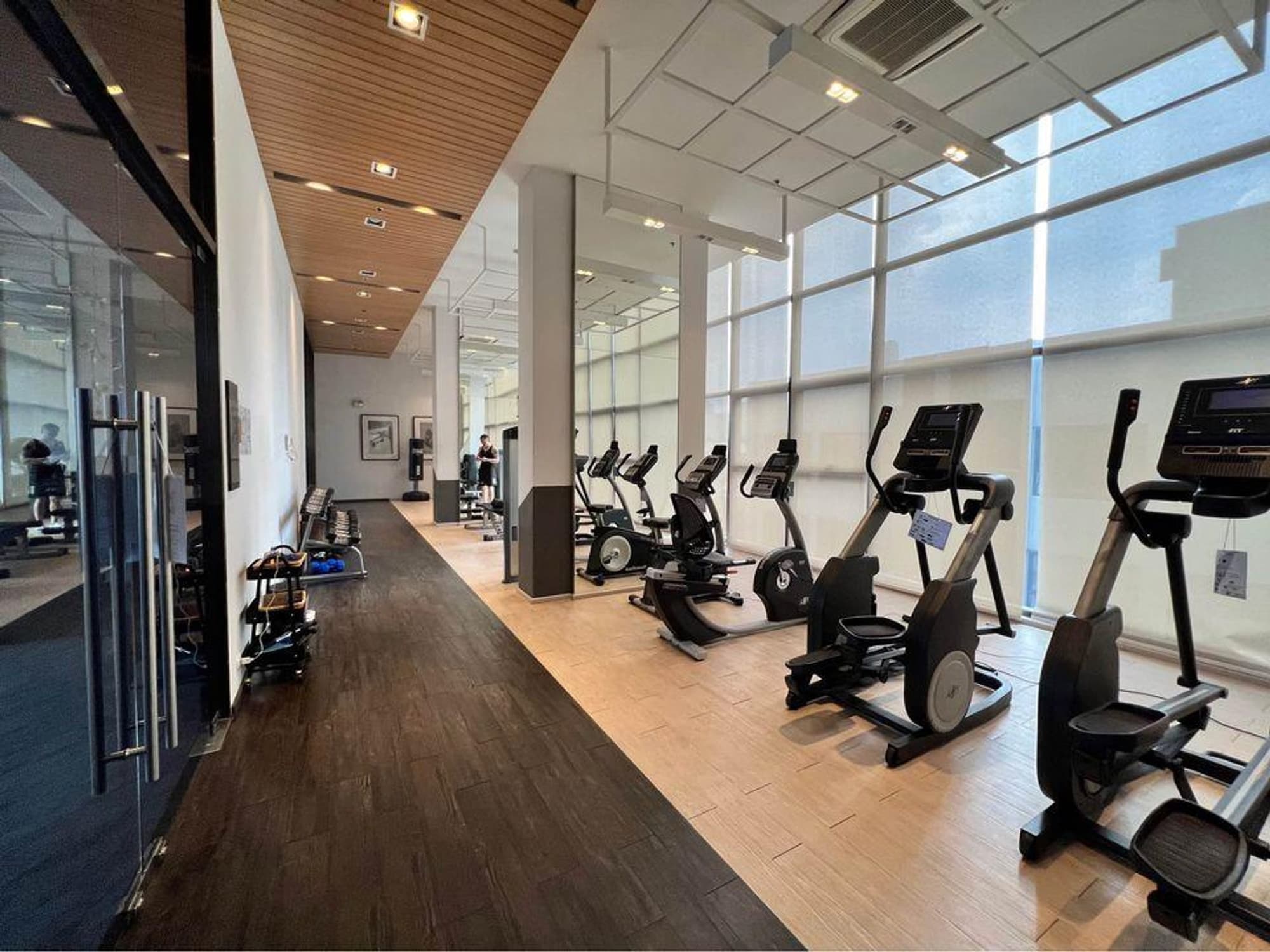 1 Bed Condo for Rent in Ratchathewi - Image 6