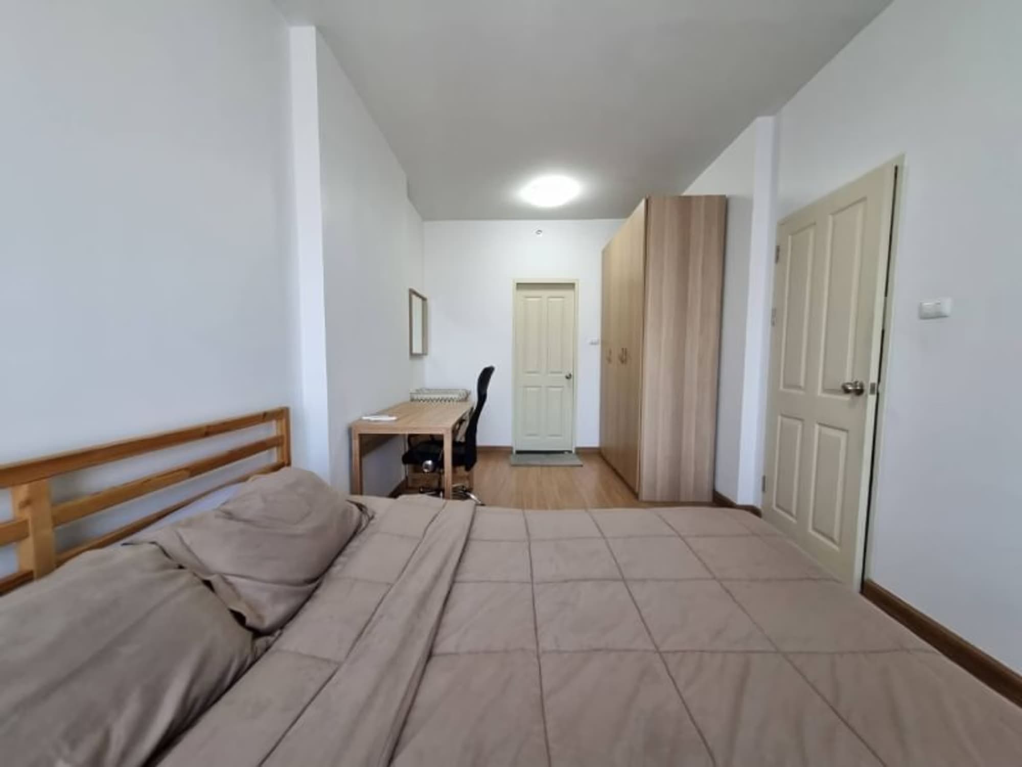 1 Bedroom Condo - Image 4