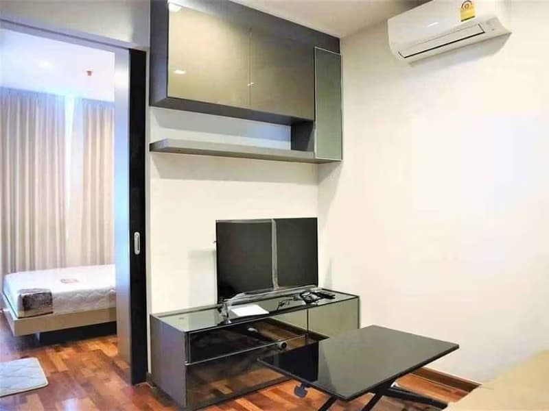 1 Bed Condo for Sale in Ratchathewi