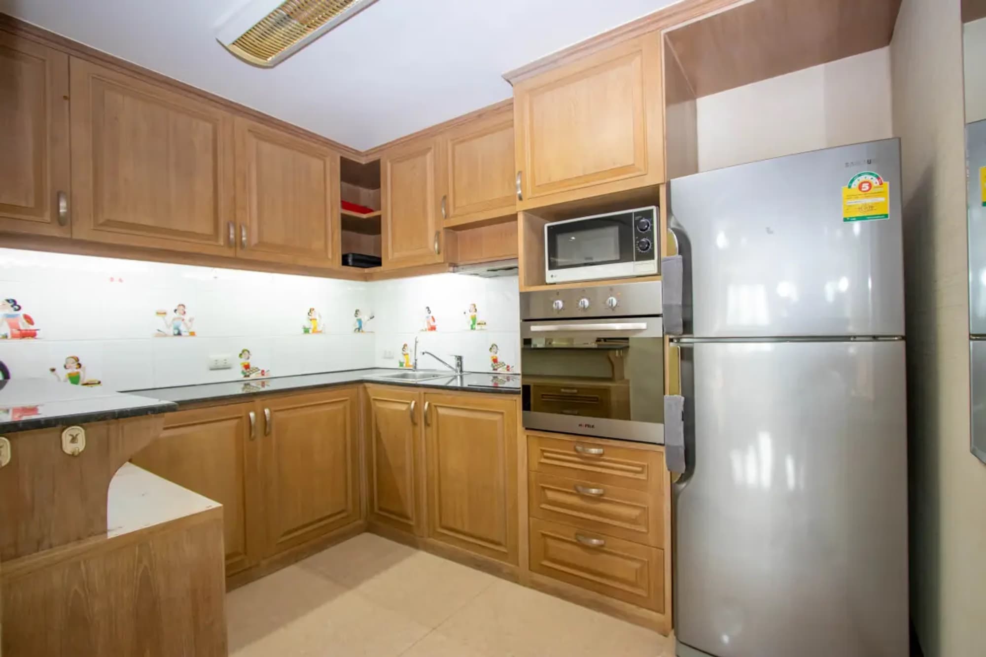  Nakornping Condo - Image 2