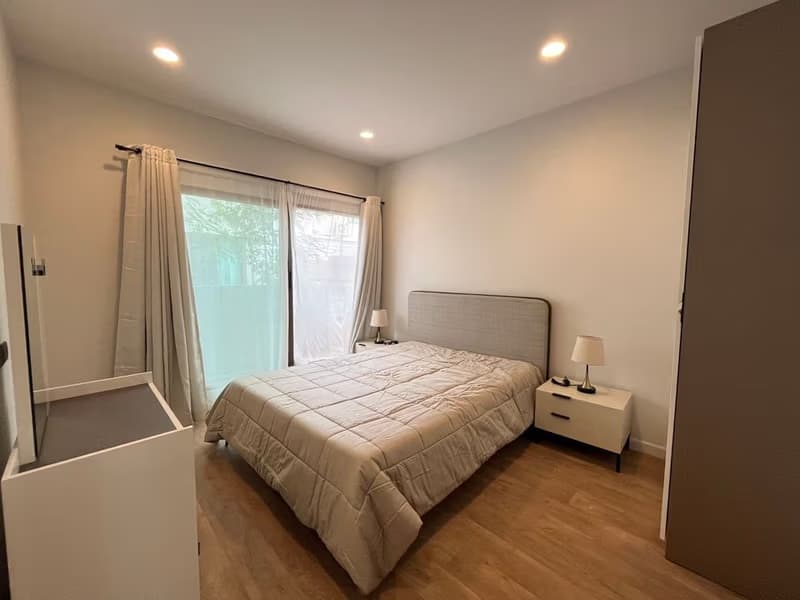 House for Rent in Hua Mak Bang Kapi.