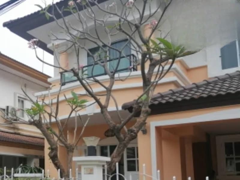 4 Bed House for Sale in Suan Luang