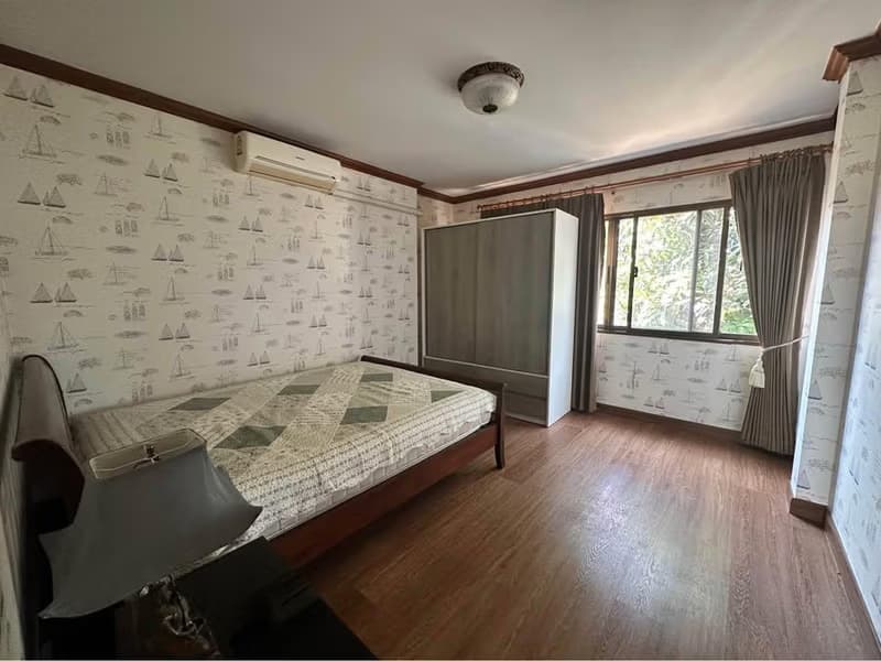 5 Bed House for Sale in Hang Dong