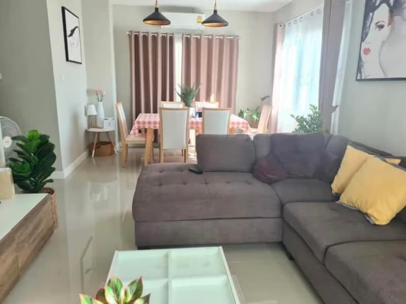 House for Rent in Chai Sathan, Saraphi.
