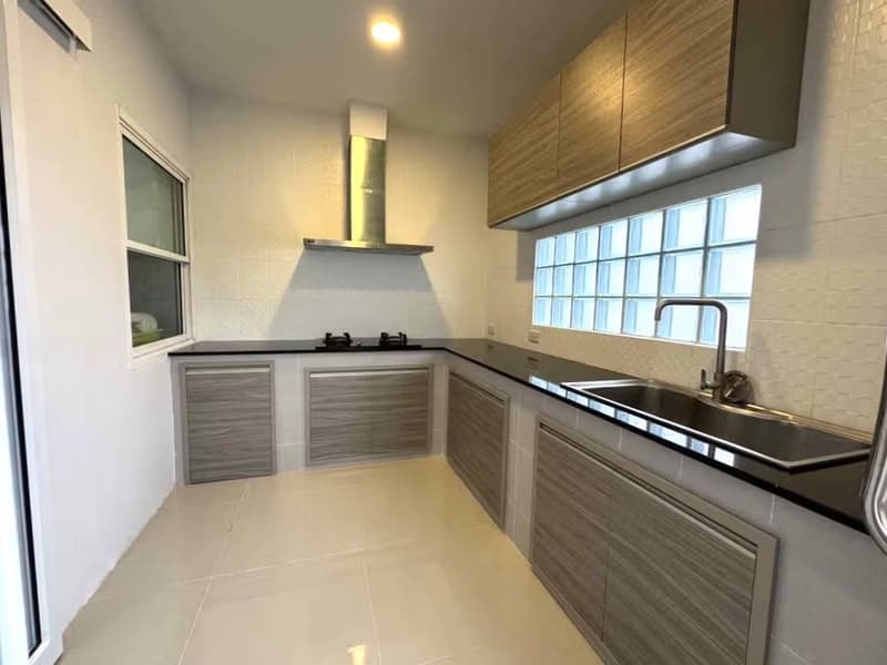 3 Bed House for Rent in Mueang Chiang Mai