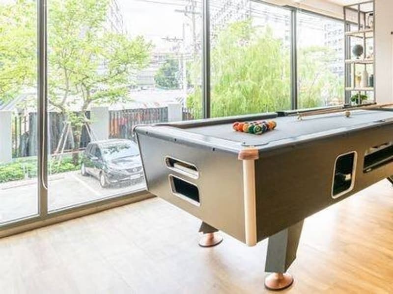 1 Bedroom Condo