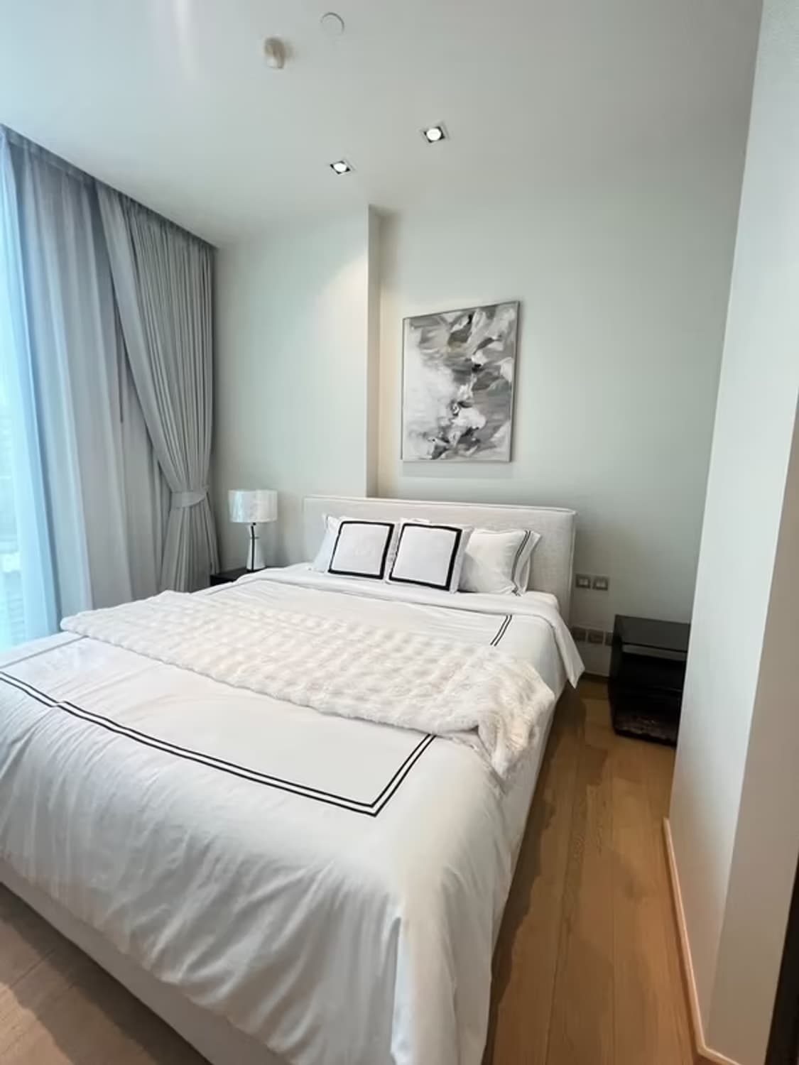 Condo for Rent at 28 Chidlom by SC Asset - Image 3