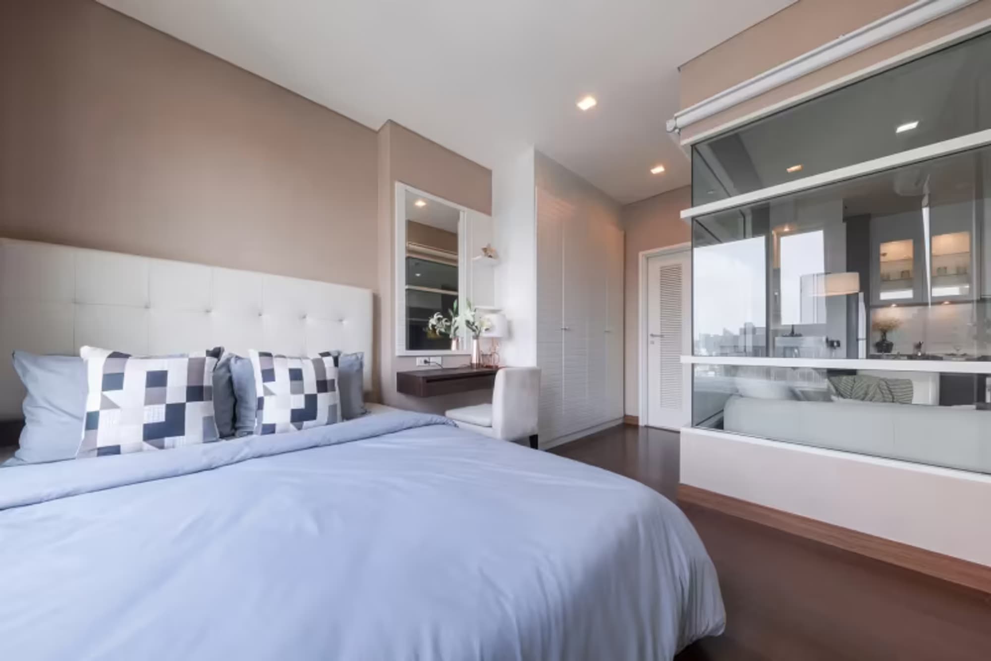 1 Bedroom Condo - Image 10