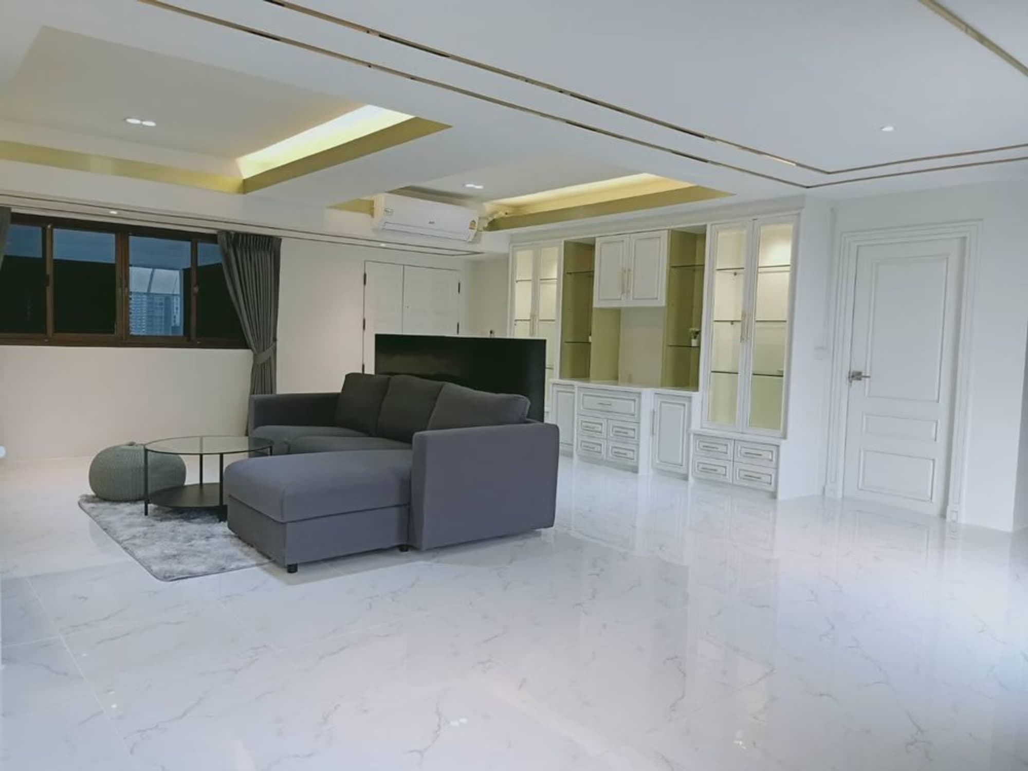 2 Bed Condo for Rent in Watthana - Image 2
