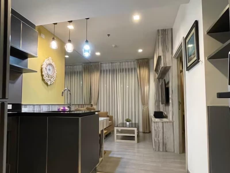 1 Bed Condo for Rent in Khlong San