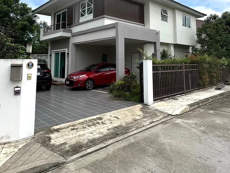 4 Bed House for Rent in Hang Dong