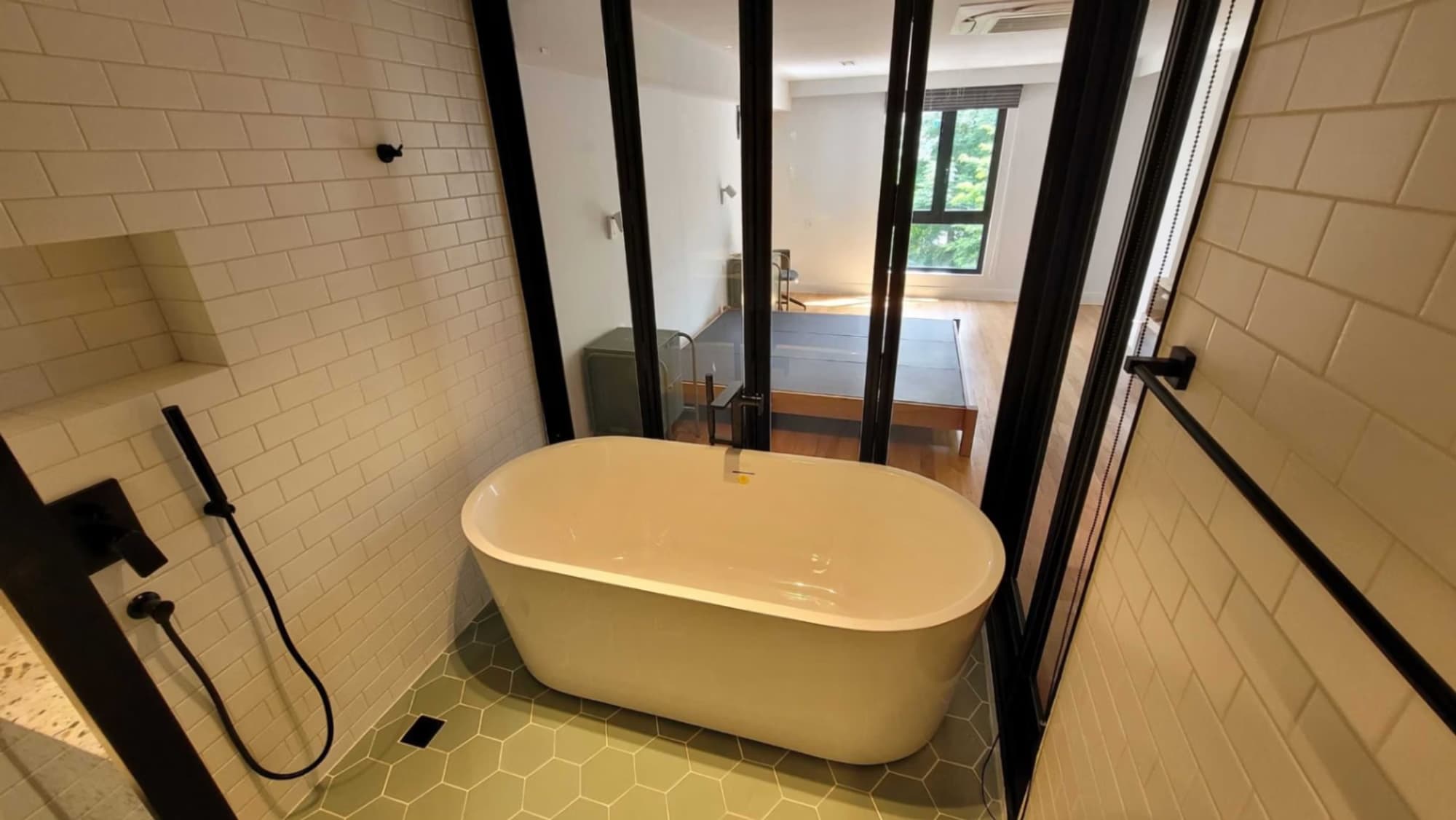 2 Bed Condo for Rent and Sale in Watthana - Image 8