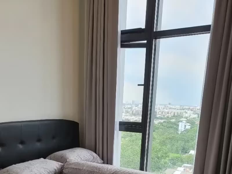 1 Bedroom Condo