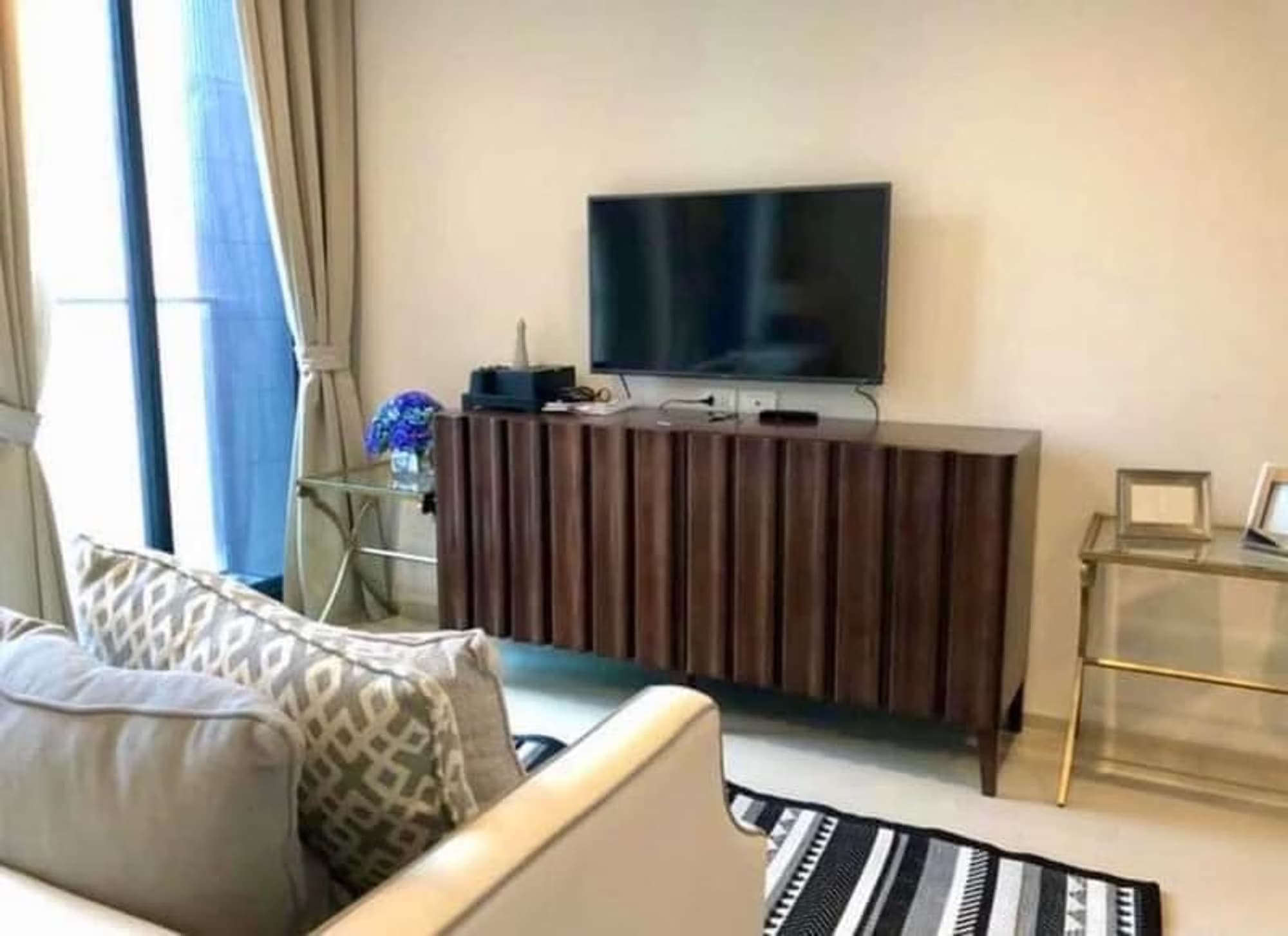 1 Bed Condo for Rent  Near Phloen Chit BTS - Image 3
