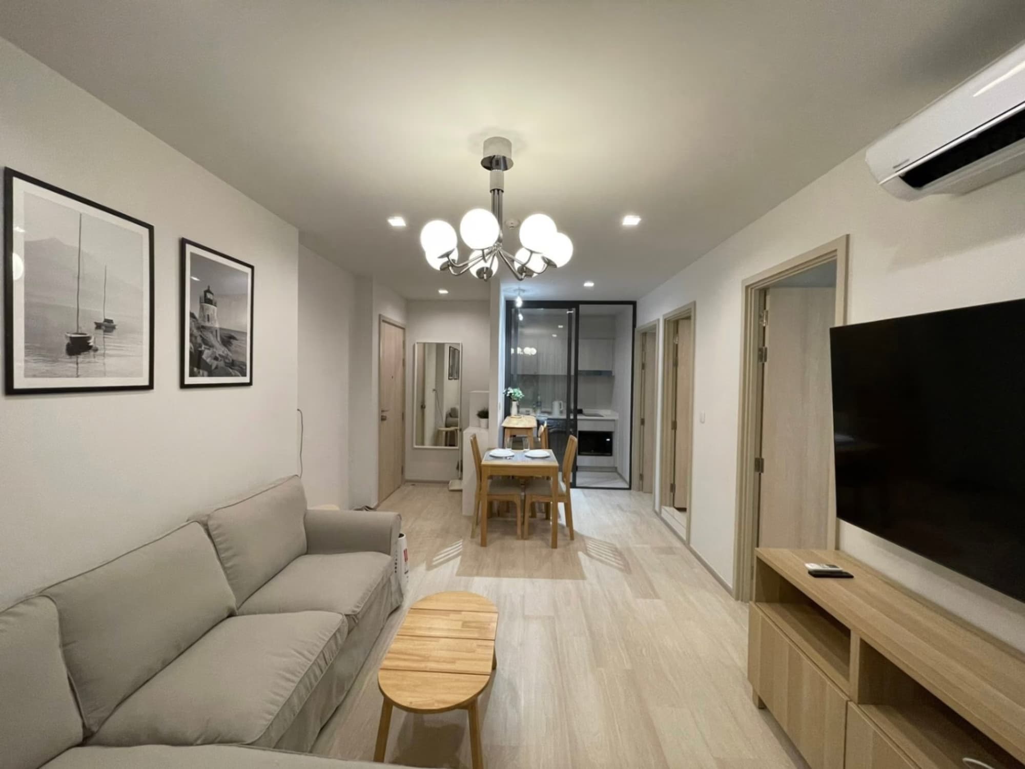 2 Bed Condo for Rent in Pathum Wan - Image 1