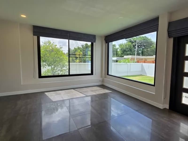 4 Bed House for Sale in San Sai District
