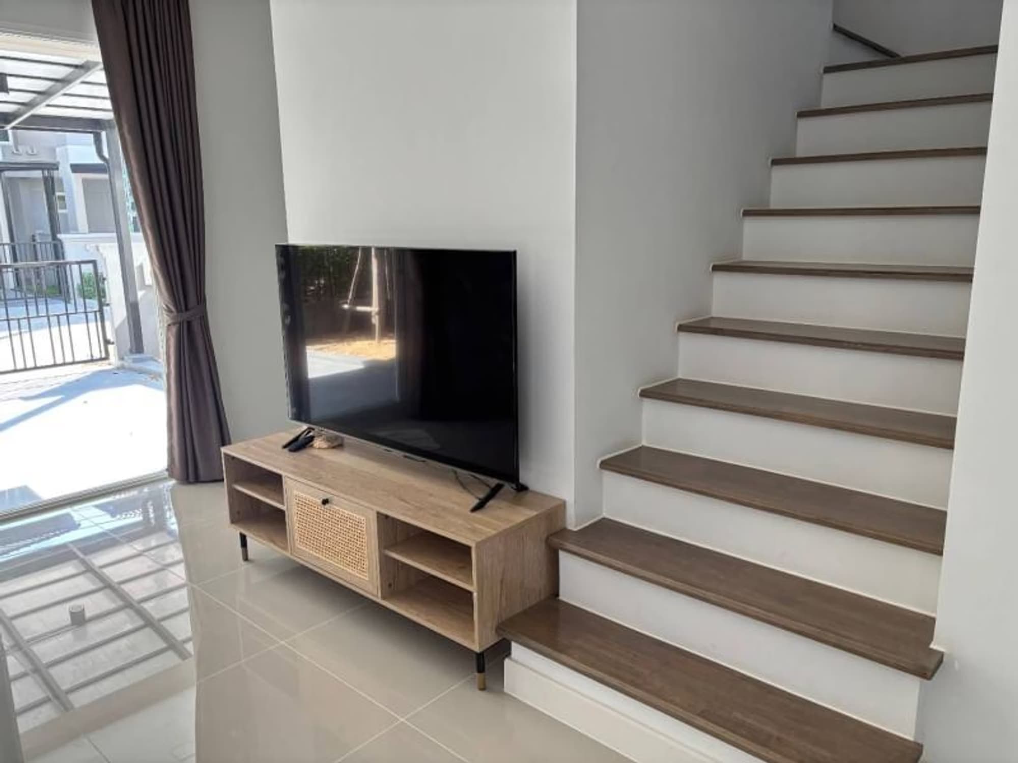 3 ห้องนอน บ้าน สำหรับ จำหน่าย ใน Bang Phli - Image 4 3 ห้องนอน บ้าน สำหรับ จำหน่าย ใน Bang Phli - Image 4