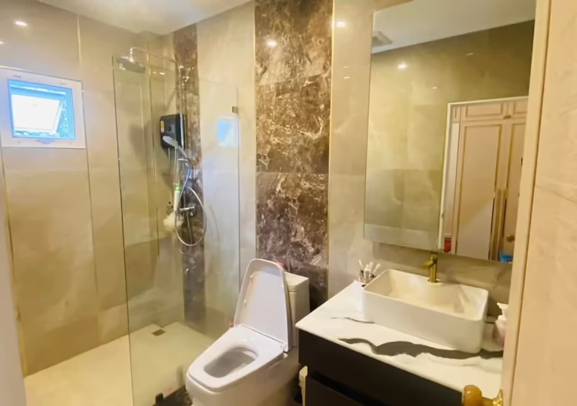 House for Sale in On Tai, San Kamphaeng. - Image 16