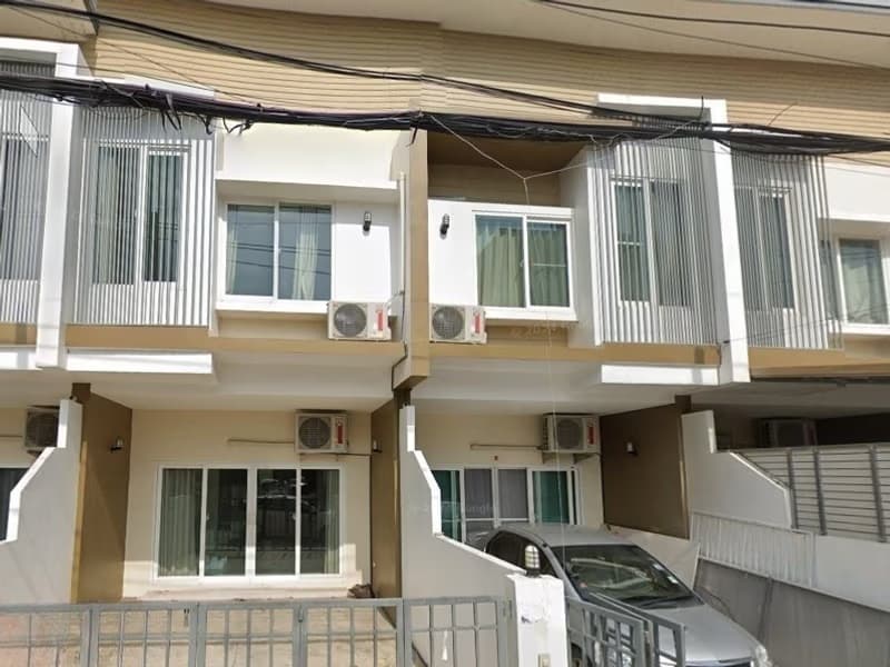 2 Bed Townhouse for Rent in Mueang Chiang Mai