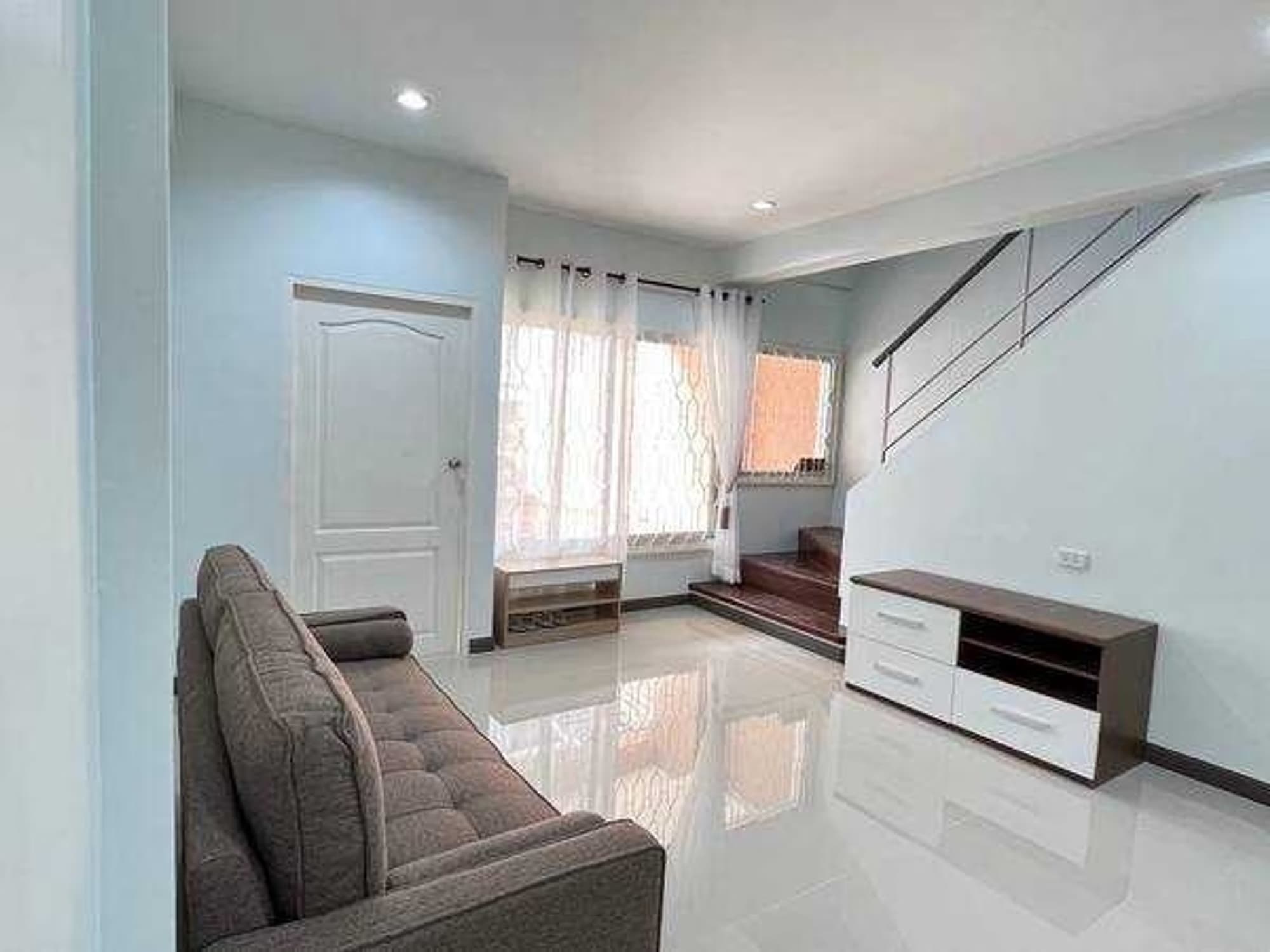 3 Bed House for Rent in Bang Na - Image 2
