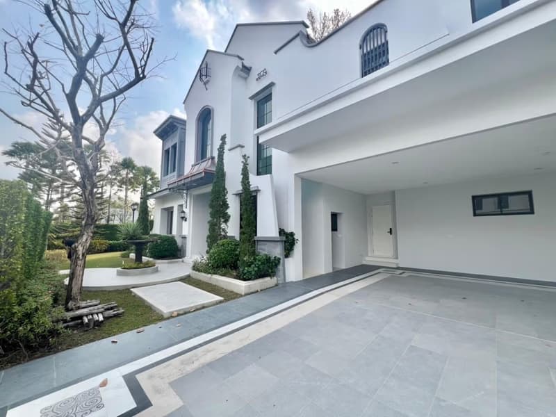 House for Sale at Nantawan Rama 9 - Krungthepkreetha
