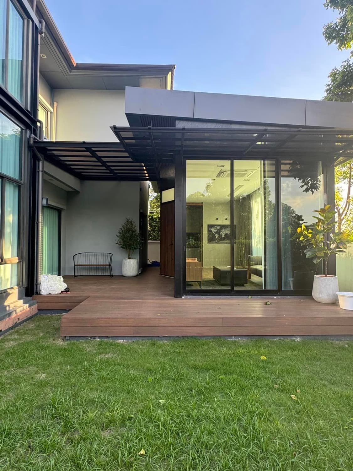 5 Bed House for Rent in Saphan Sung - Image 7
