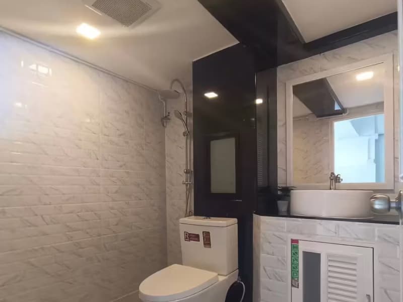Studio for Sale in Nong Pa Khrang, Mueang Chiang Mai