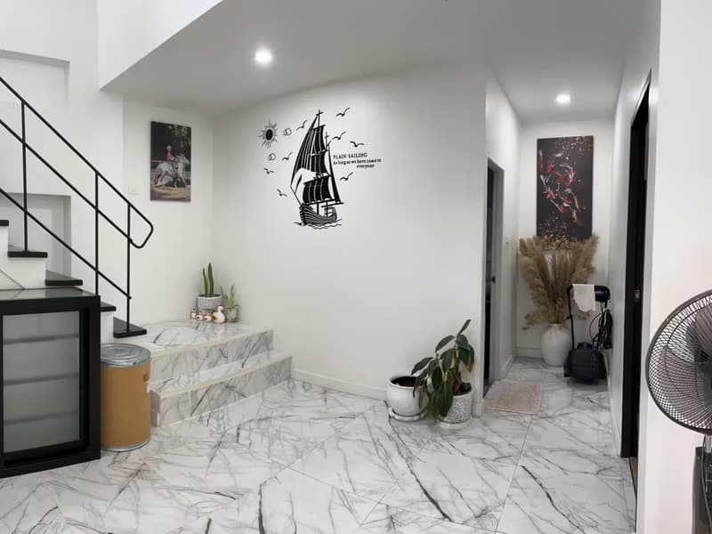 5 Bed House for Rent in Hang Dong