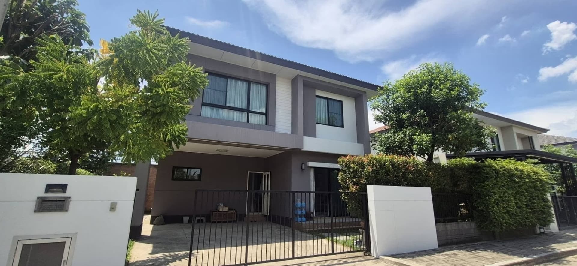 3 Bed House for Rent and Sale in Mueang Chiang Mai - Image 1