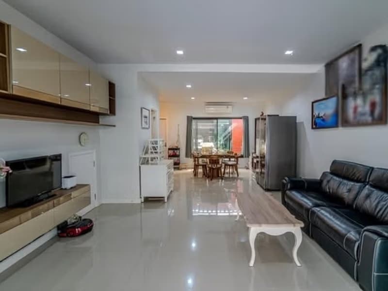 3 Bed Townhouse for Rent in Bang Phli, Samut Prakan