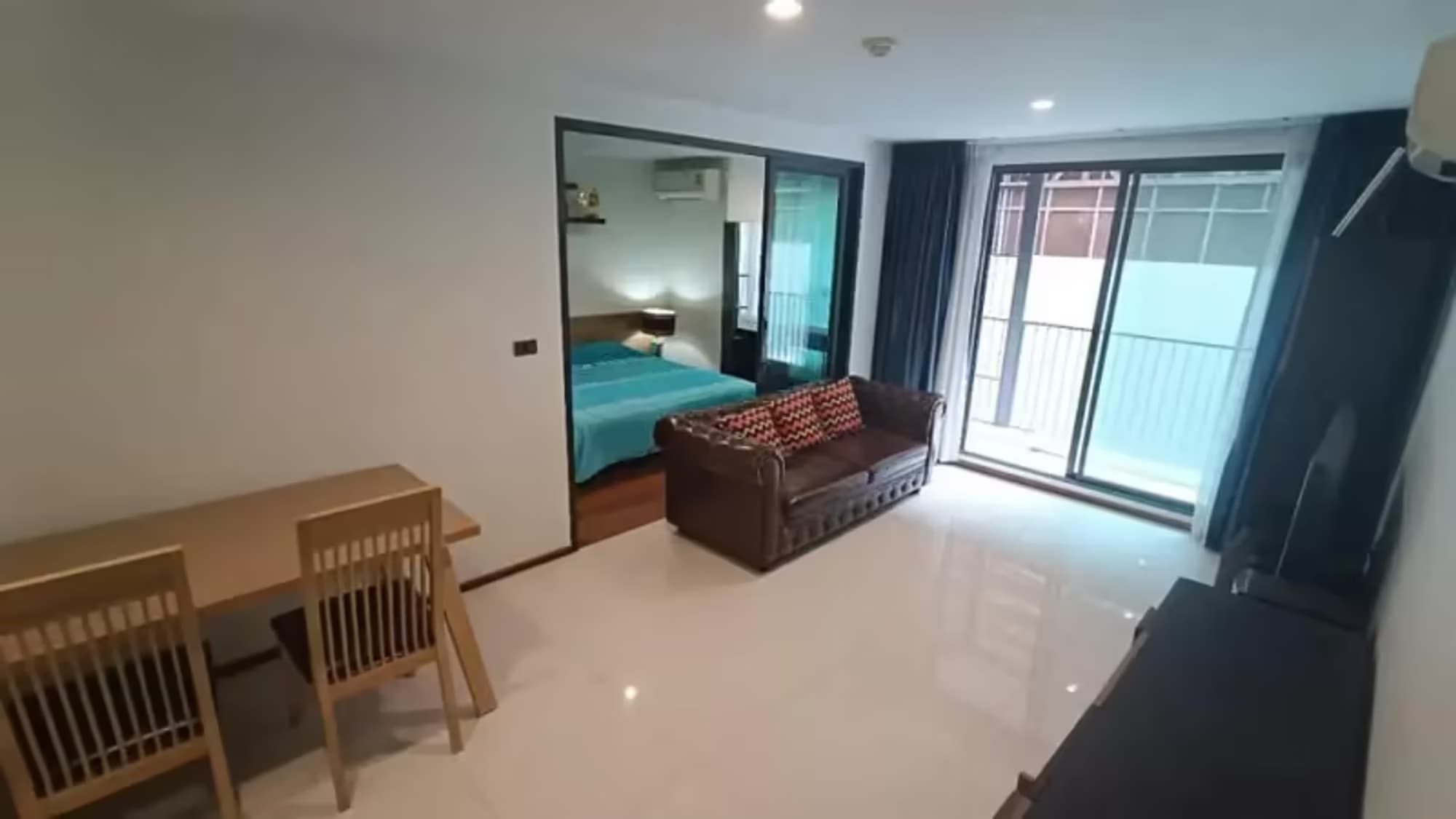 1 Bedroom Condo - Image 5