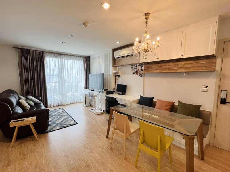 2 Bed Condo for Sale in Khlong Toei