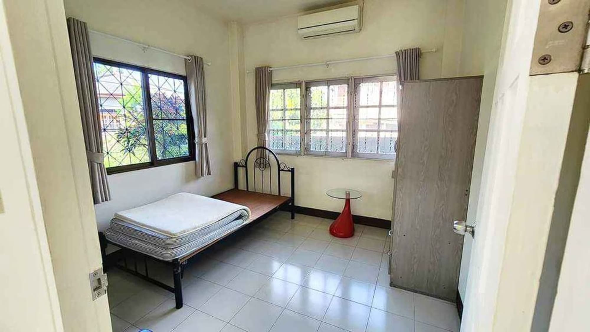 2 Bed House for Rent in Mueang Chiang Mai - Image 4