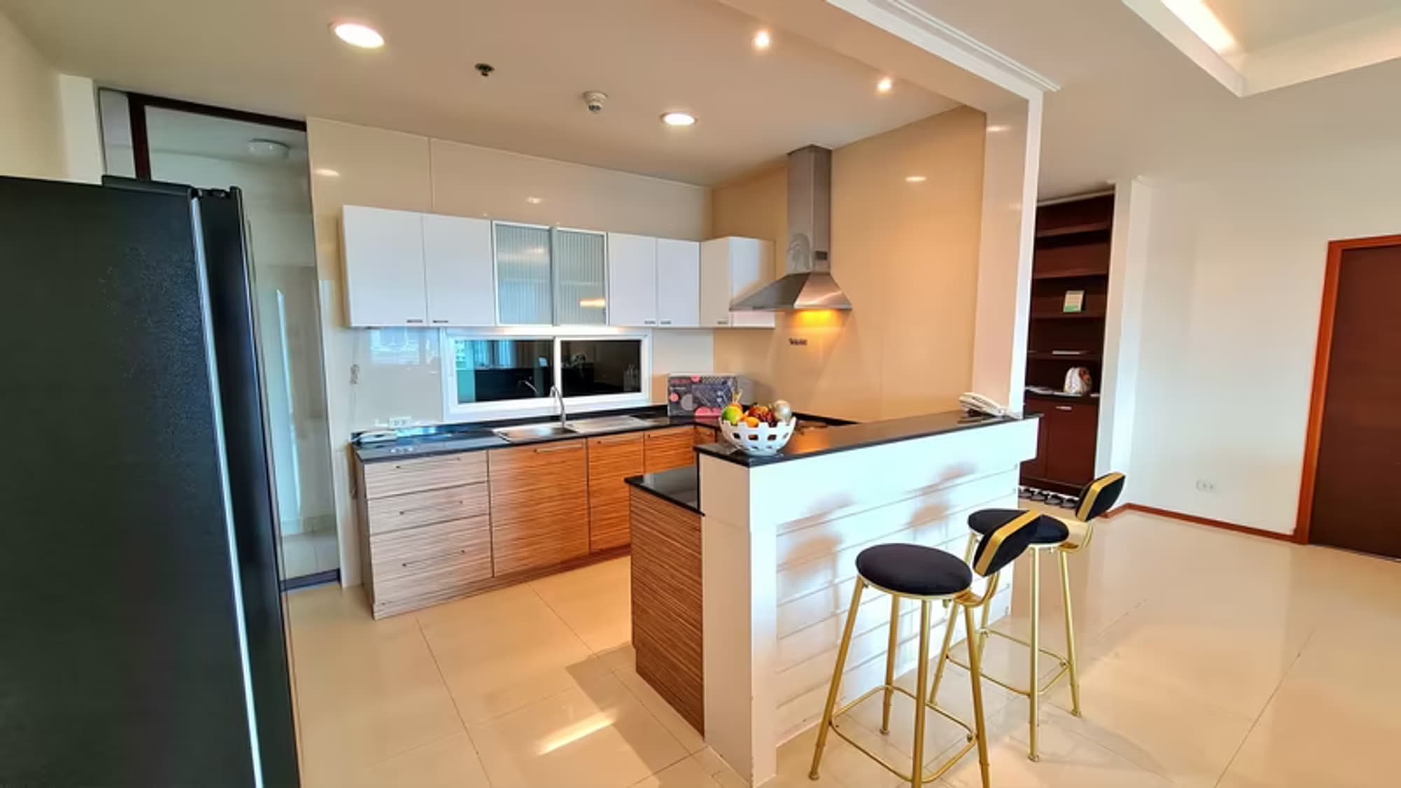 3 Bedroom Condo - Image 2