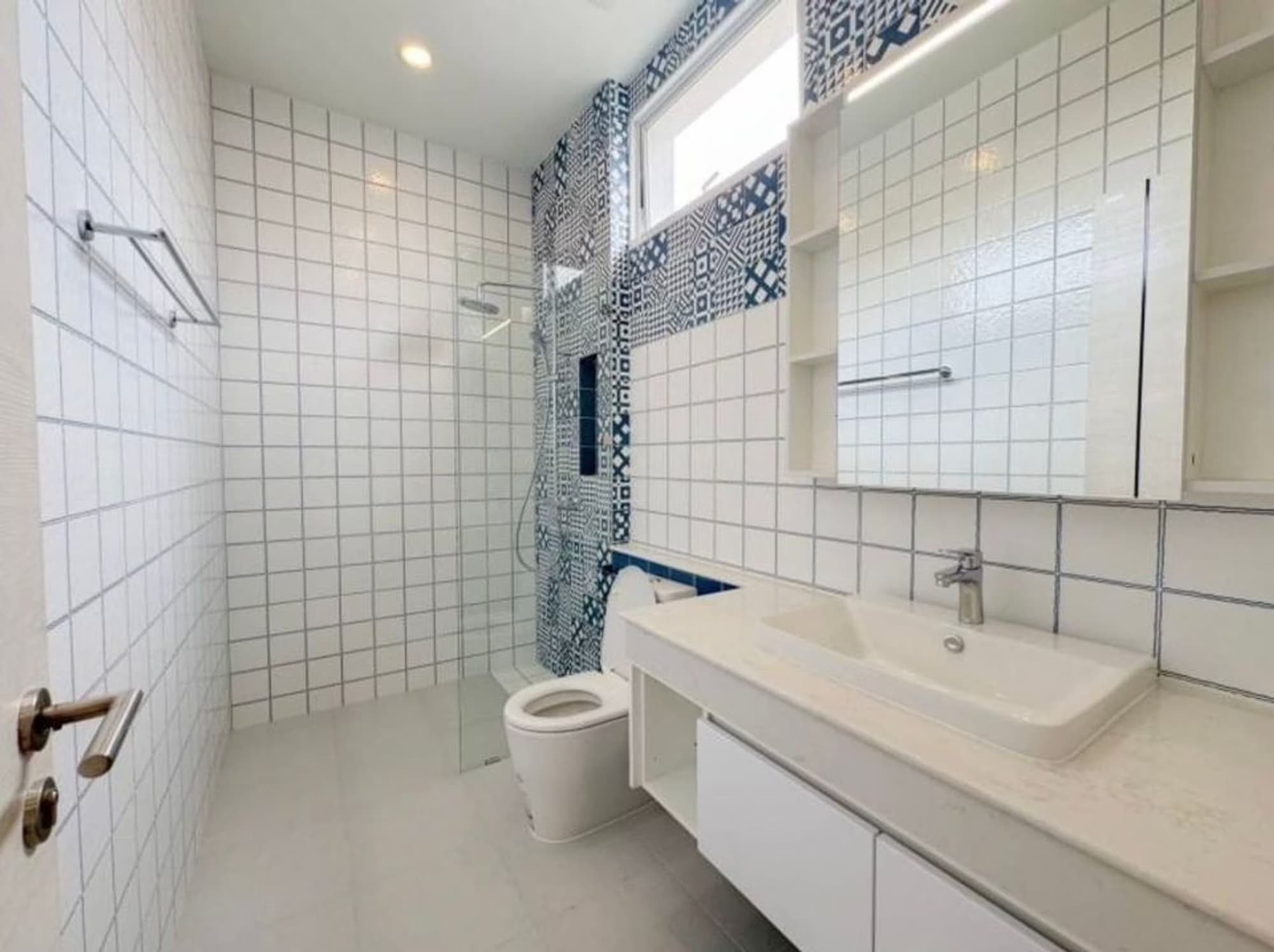 4 Bed house for Rent in San Kamphaeng - Image 11