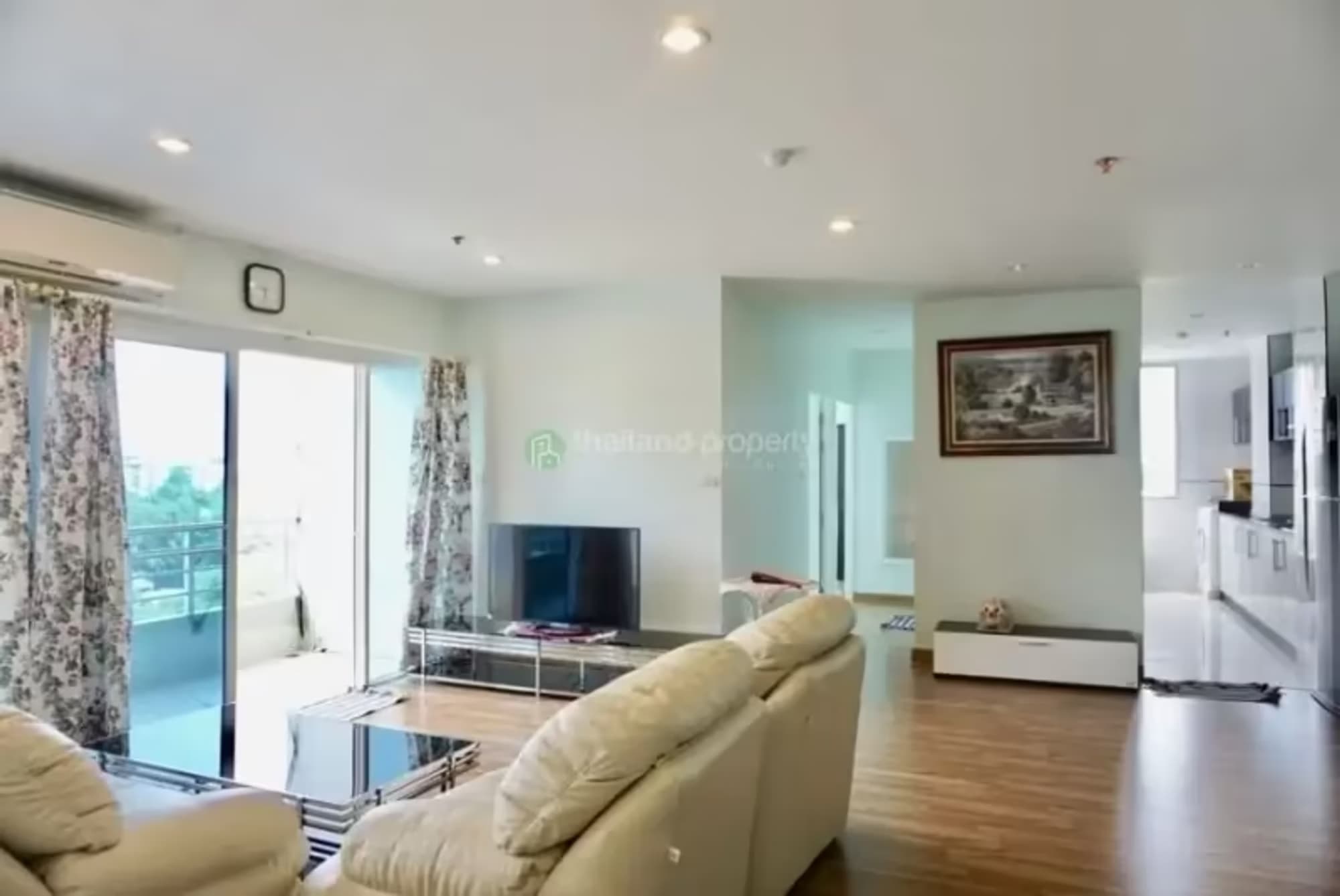 3 Bedroom Condo - Image 1