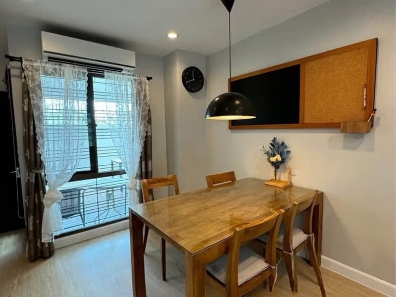 3 Bed Townhouse for Rent in เขตพระโขนง