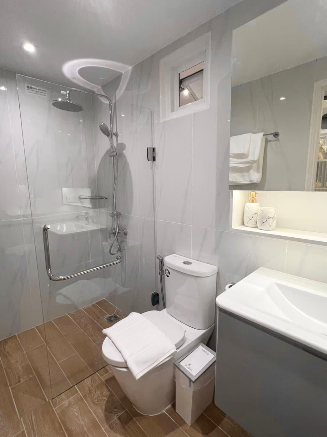 3 ห้องนอน คอนโด สำหรับ ขายและจำหน่าย ใน ยานนาวา - Image 9