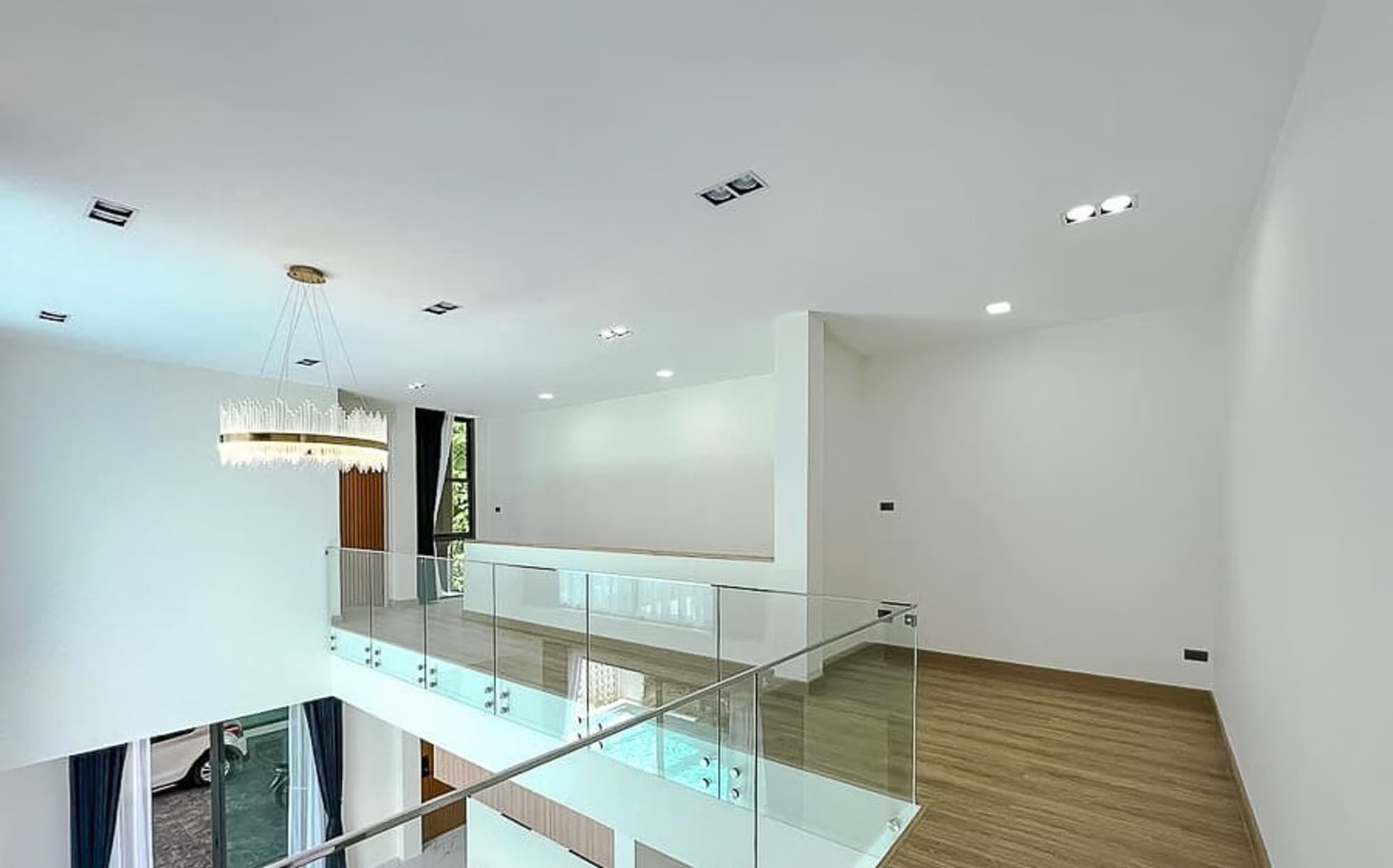 3 Bedroom House - Image 9