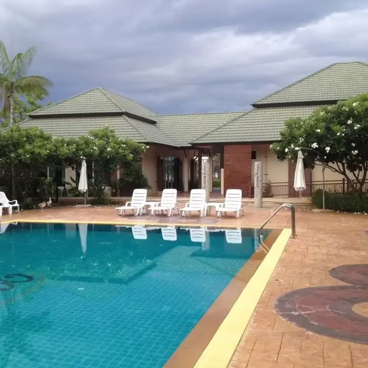 4 Bedroom House - Image 11